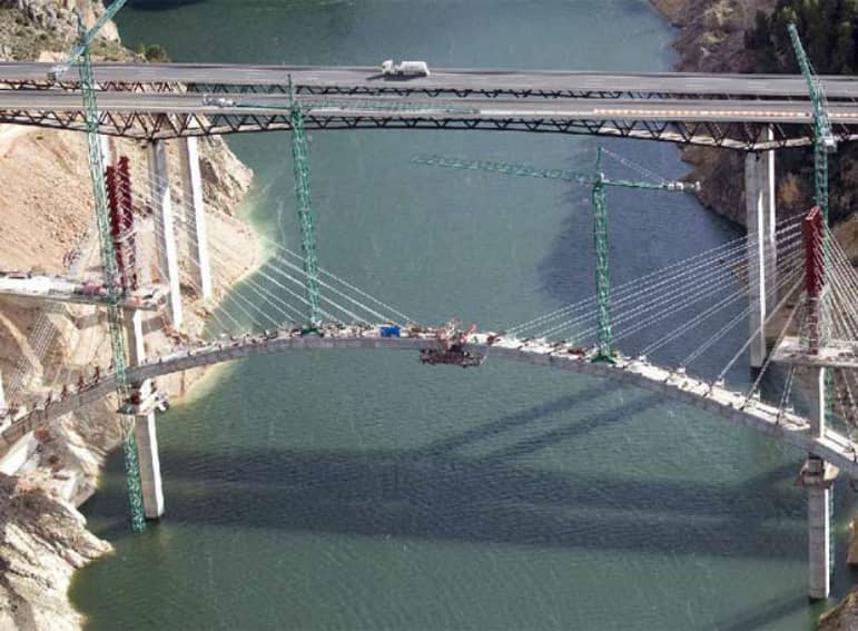 Contreras River Highway Bridge