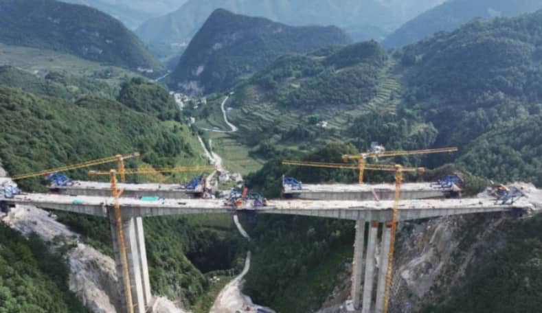 Weidu Bridge
